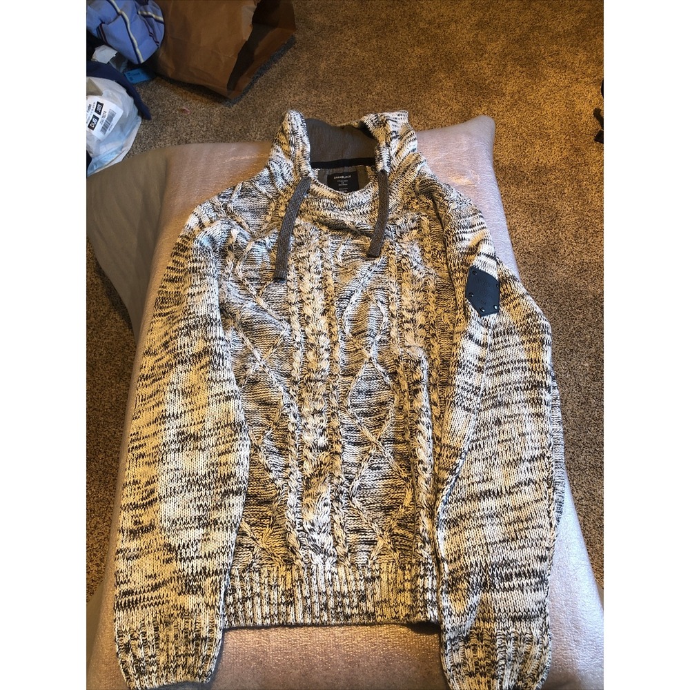 DarkBlack Mens Sweater Hoodie Size extra‎ Large Rare Bold Unique